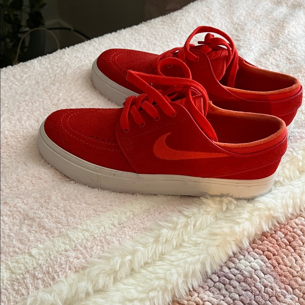 Nike Crimson Skate Shoes